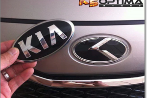 Kia Optima Emblems