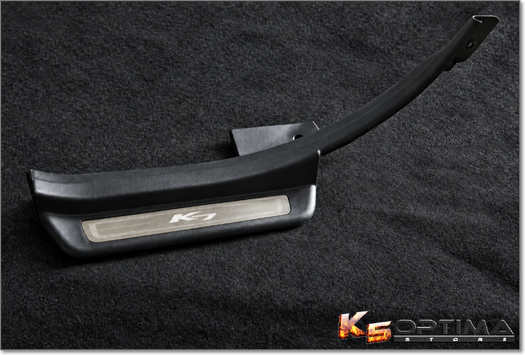Kia Cadenza LED Door Scuff Plates