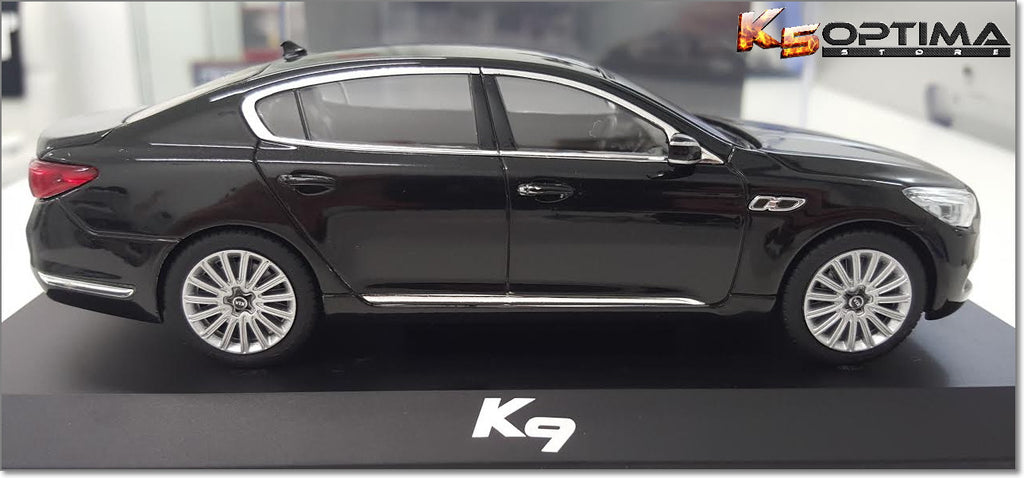 k900 1:32 model car