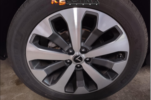  K logo Wheel Cap